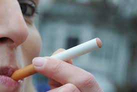 Ηλεκτρονικό τσιγάρο: Θανατηφόρες αμπούλες! Εκατοντάδες δηλητηριάσεις
