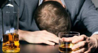 Οι κίνδυνοι της κατάχρησης αλκοόλ για τον εγκέφαλο