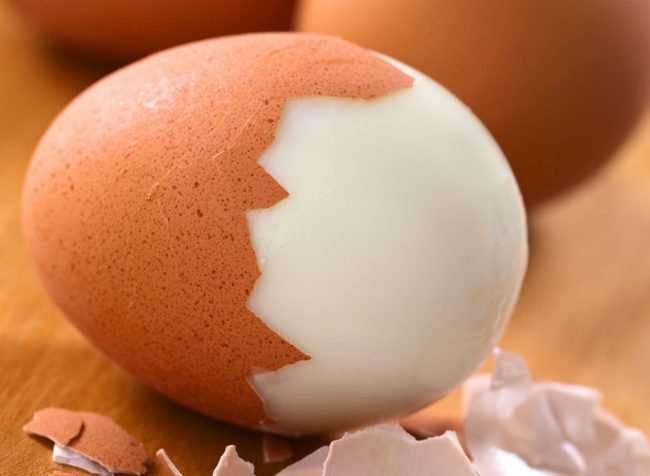 Νέα μελέτη ανατρέπει όσα ξέραμε για το αυγό και τη χοληστερόλη