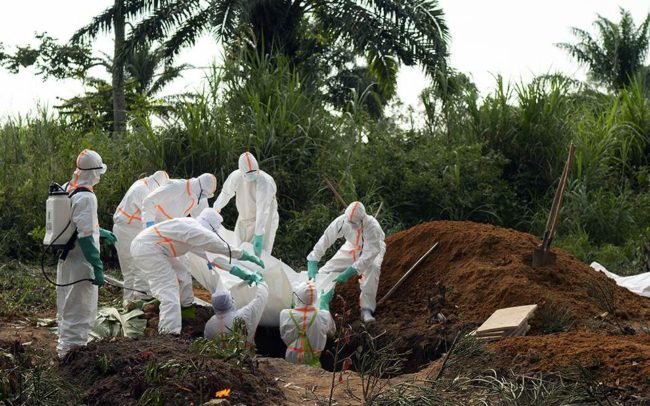 ΠΟΥ: Συναγερμός σε παγκόσμιο επίπεδο για την επιδημία του Έμπολα στο Κονγκό
