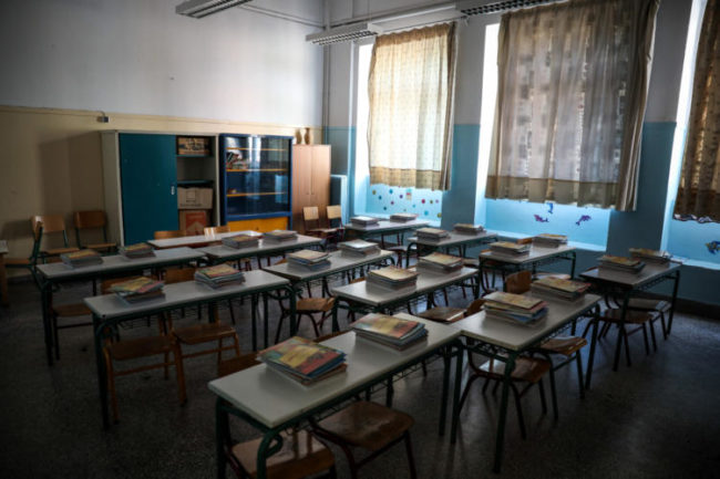 Κορονοϊός: Τι θα ισχύσει με τις απουσίες μαθητών – Η υπουργική απόφαση