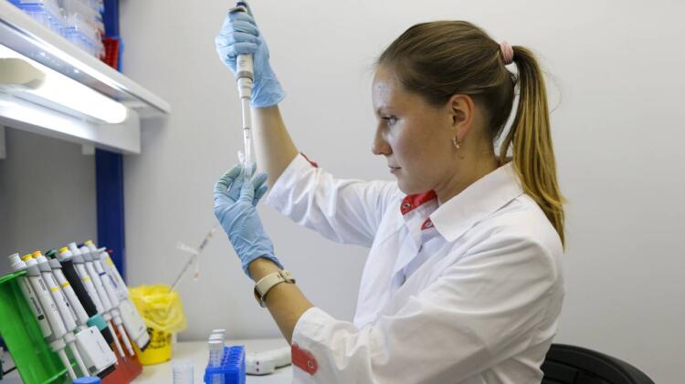 Κορωνοϊός: Το ρωσικό εμβόλιο δημιούργησε αντισώματα σε όλους τους εθελοντές
